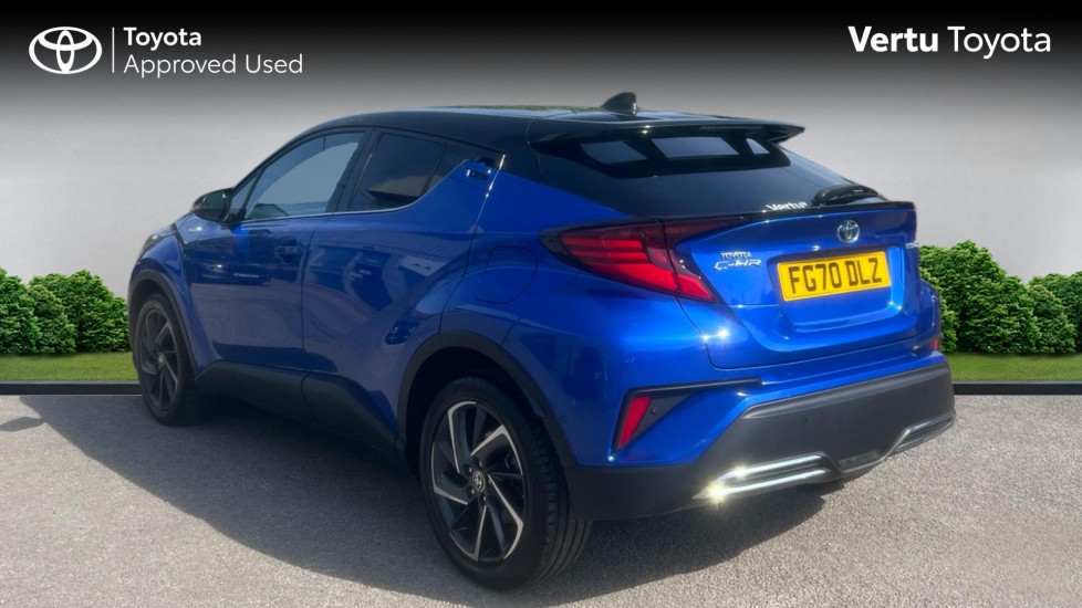 Toyota C-HR 2.0 Hybrid Dynamic 5dr CVT Hybrid Hatchback - Image 4