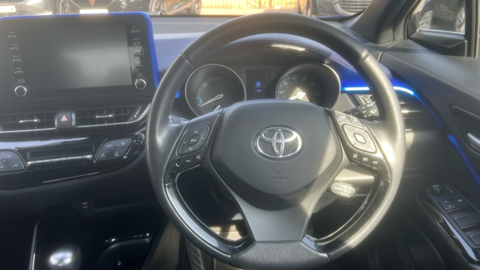 Toyota C-HR 2.0 Hybrid Dynamic 5dr CVT Hybrid Hatchback - Image 7