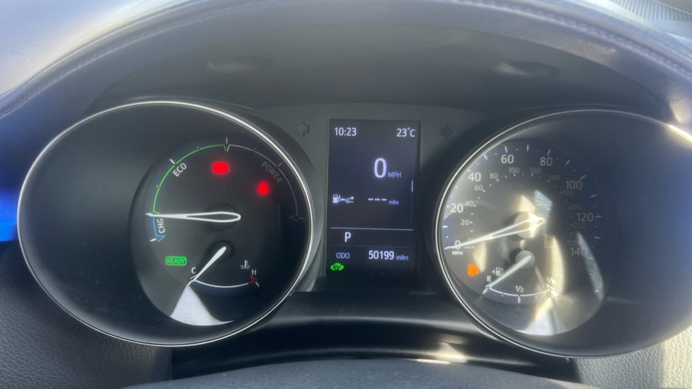 Toyota C-HR 2.0 Hybrid Dynamic 5dr CVT Hybrid Hatchback - Image 11
