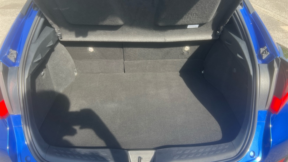 Toyota C-HR 2.0 Hybrid Dynamic 5dr CVT Hybrid Hatchback - Image 13
