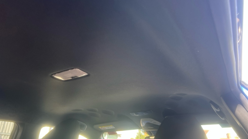 Toyota C-HR 2.0 Hybrid Dynamic 5dr CVT Hybrid Hatchback - Image 19
