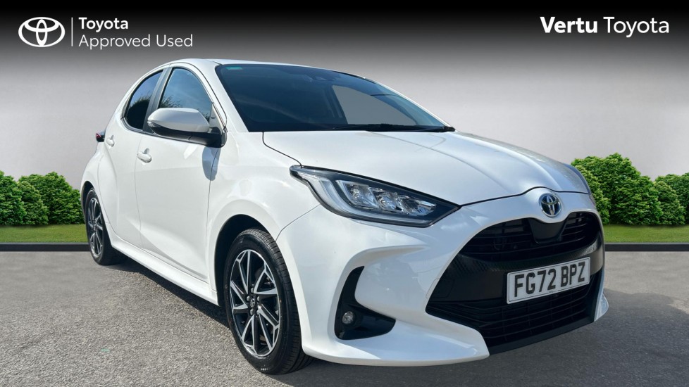 Toyota Yaris 1.5 Hybrid Design 5dr CVT Hybrid Hatchback - Image 1
