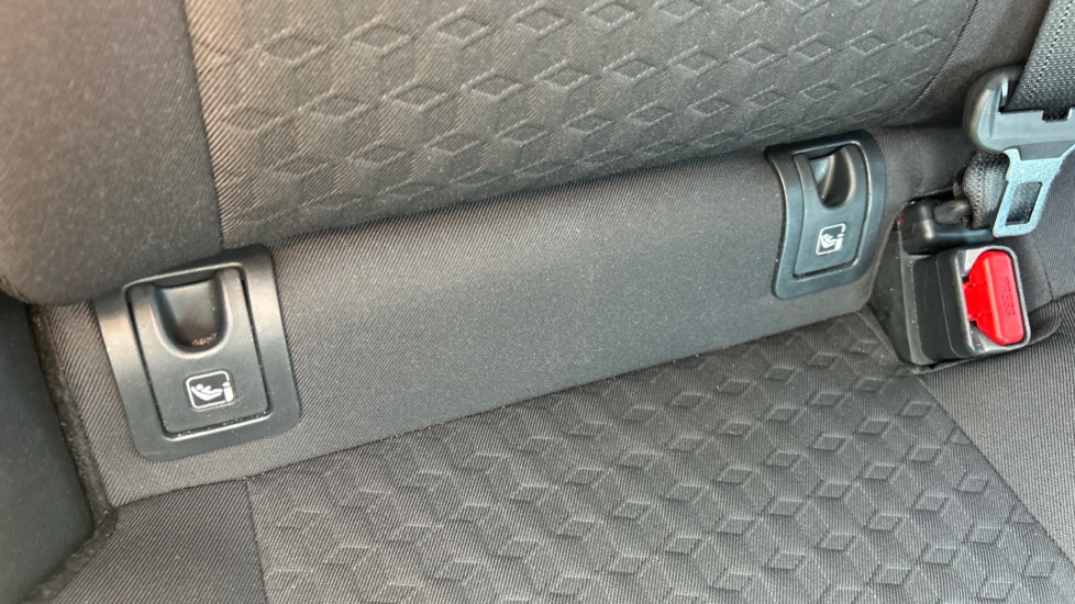Toyota Yaris 1.5 Hybrid Design 5dr CVT Hybrid Hatchback - Image 14
