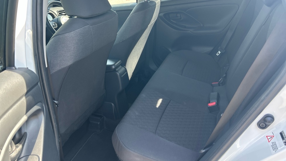 Toyota Yaris 1.5 Hybrid Design 5dr CVT Hybrid Hatchback - Image 15
