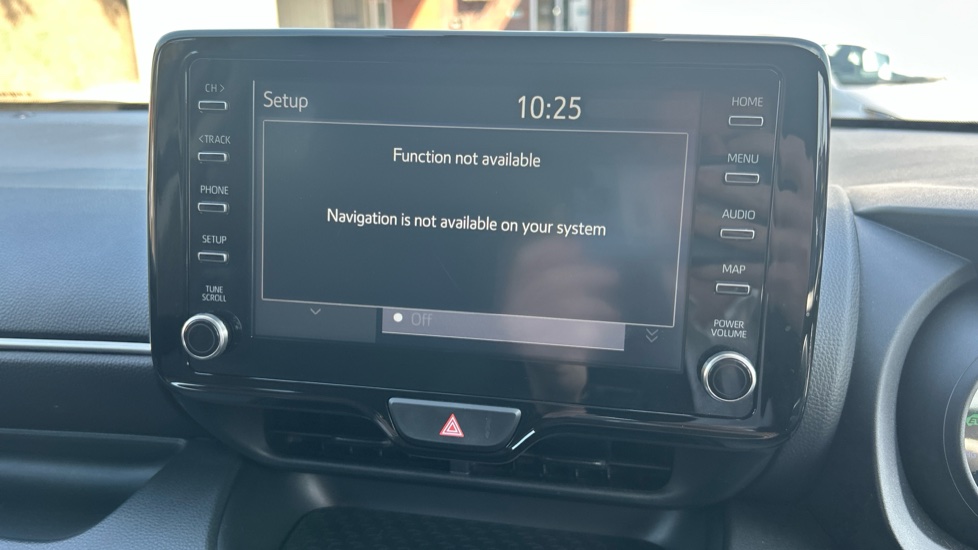 Toyota Yaris 1.5 Hybrid Design 5dr CVT Hybrid Hatchback - Image 38