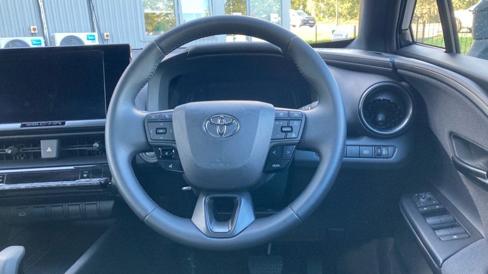 Toyota C-HR 1.8 Hybrid Icon 5dr CVT Hybrid Hatchback - Image 10