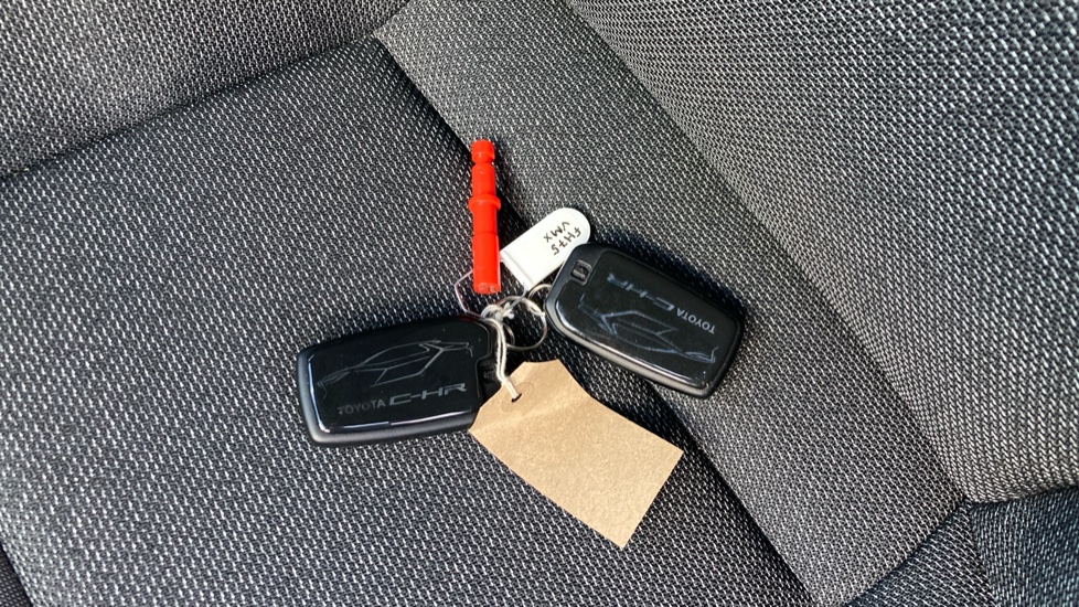 Toyota C-HR 1.8 Hybrid Icon 5dr CVT Hybrid Hatchback - Image 28