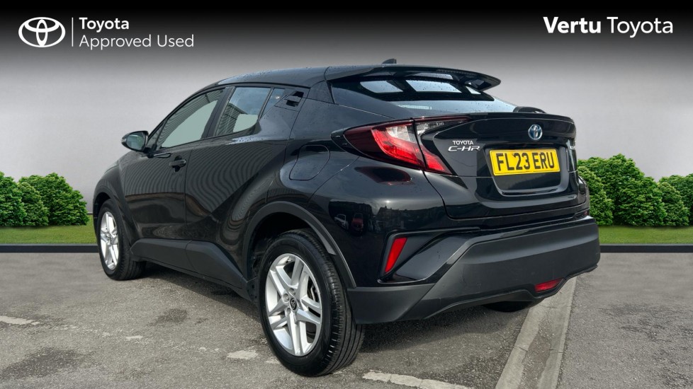 Toyota C-HR 1.8 Hybrid Icon 5dr CVT Hybrid Hatchback - Image 4