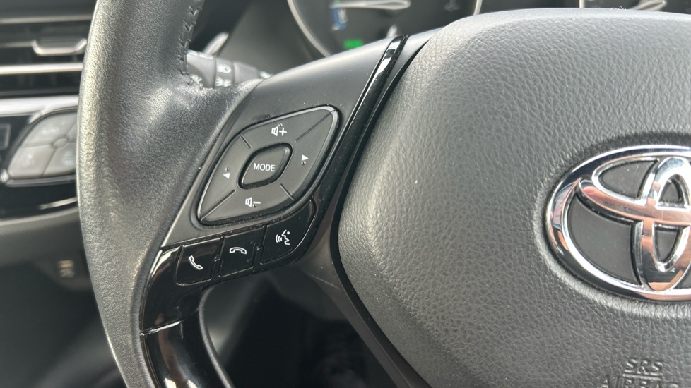 Toyota C-HR 1.8 Hybrid Icon 5dr CVT Hybrid Hatchback - Image 29