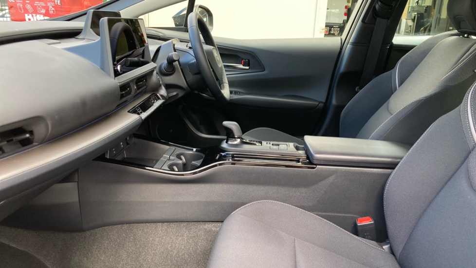 Toyota Prius 2.0 PHEV Design 5dr CVT Hatchback - Image 5