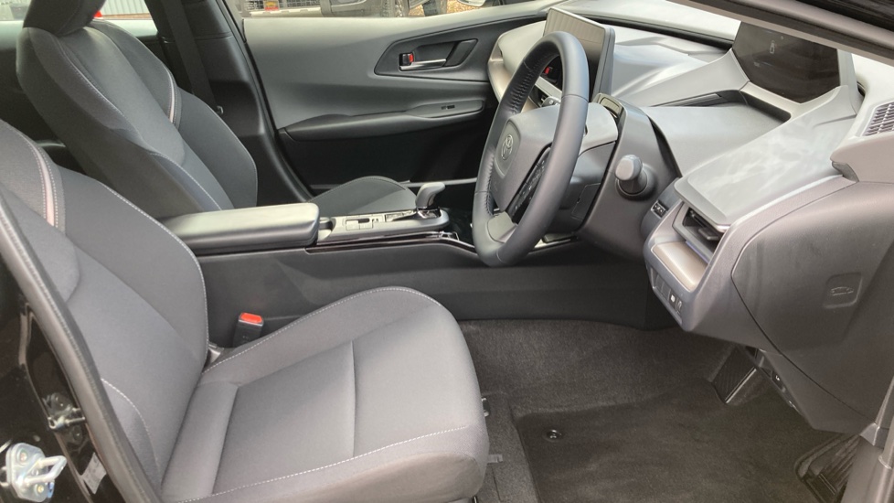 Toyota Prius 2.0 PHEV Design 5dr CVT Hatchback - Image 12