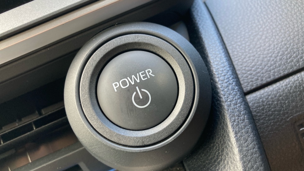 Toyota Prius 2.0 PHEV Design 5dr CVT Hatchback - Image 16