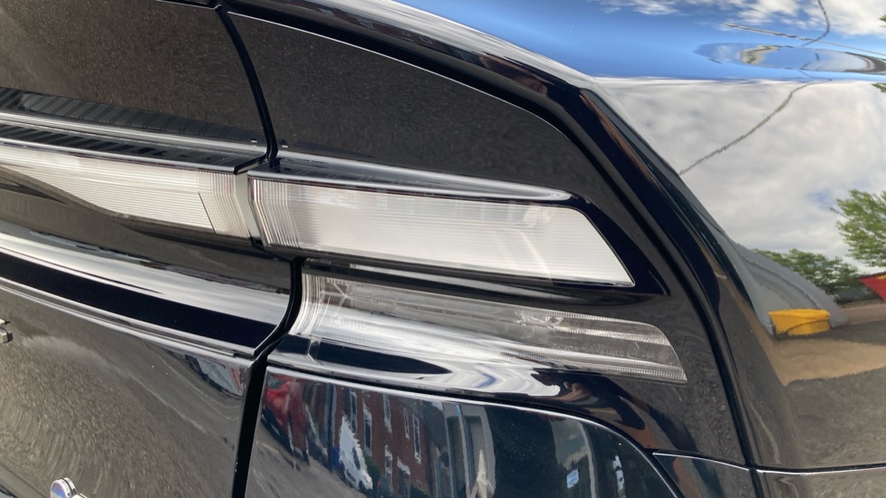 Toyota Prius 2.0 PHEV Design 5dr CVT Hatchback - Image 21