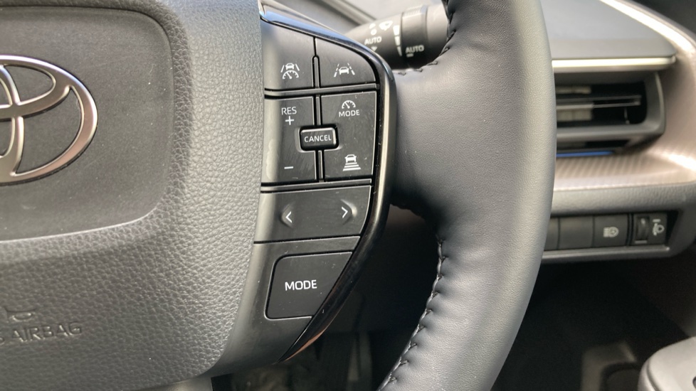 Toyota Prius 2.0 PHEV Design 5dr CVT Hatchback - Image 29