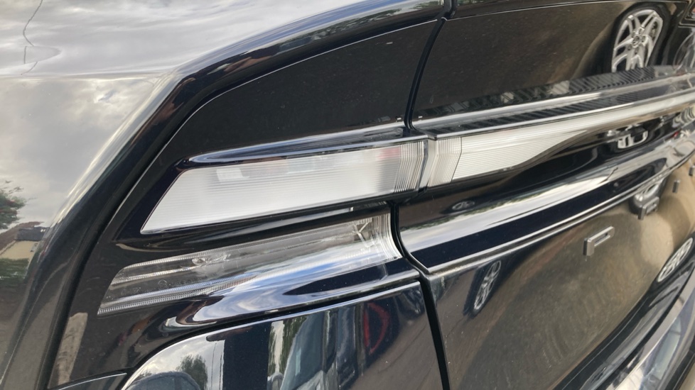 Toyota Prius 2.0 PHEV Design 5dr CVT Hatchback - Image 41