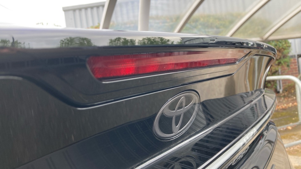 Toyota Prius 2.0 PHEV Design 5dr CVT Hatchback - Image 42