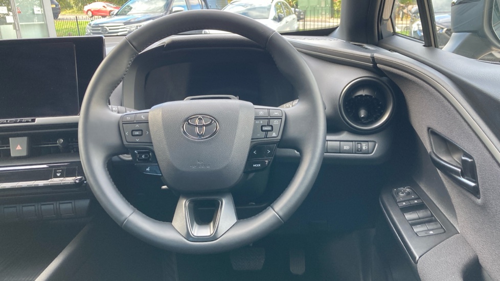 Toyota C-HR 1.8 Hybrid Icon 5dr CVT Hybrid Hatchback - Image 10