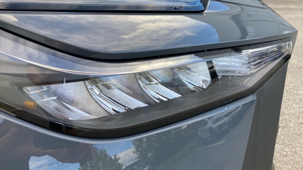 Toyota C-HR 1.8 Hybrid Icon 5dr CVT Hybrid Hatchback - Image 20