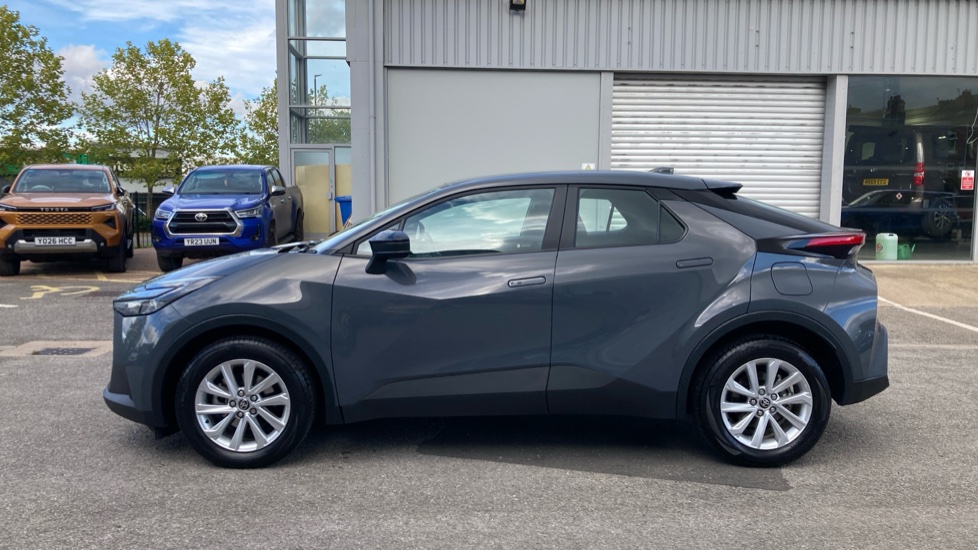 Toyota C-HR 1.8 Hybrid Icon 5dr CVT Hybrid Hatchback - Image 24