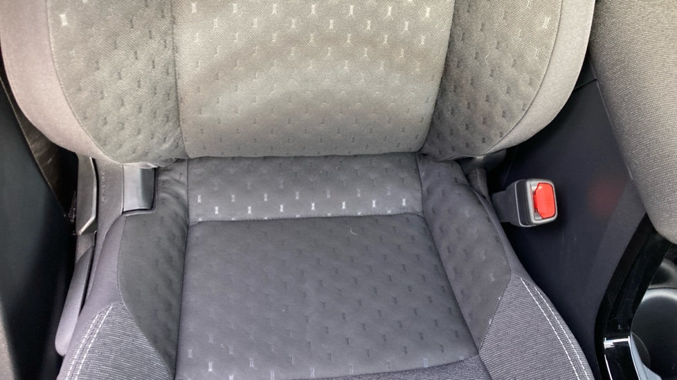 Toyota Corolla 1.8 Hybrid Icon 5dr CVT Hybrid Hatchback - Image 14