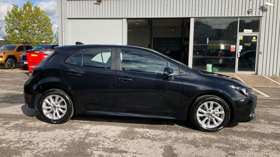 Toyota Corolla 1.8 Hybrid Icon 5dr CVT Hybrid Hatchback - Image 23