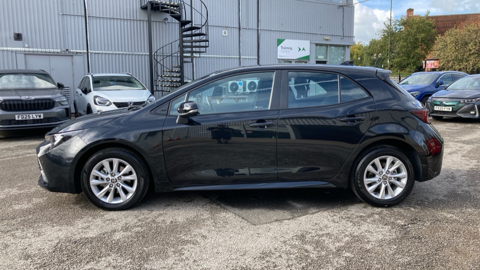 Toyota Corolla 1.8 Hybrid Icon 5dr CVT Hybrid Hatchback - Image 24