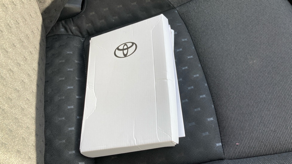 Toyota Corolla 1.8 Hybrid Icon 5dr CVT Hybrid Hatchback - Image 27