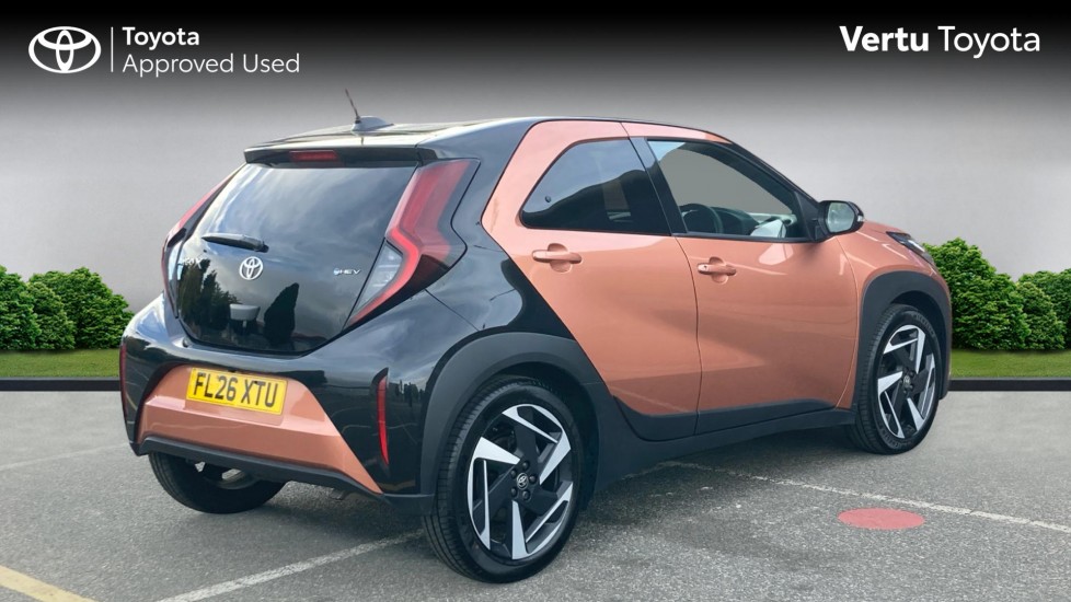 Toyota Aygo X 1.5 Hybrid Design 5dr CVT Hybrid Hatchback - Image 2