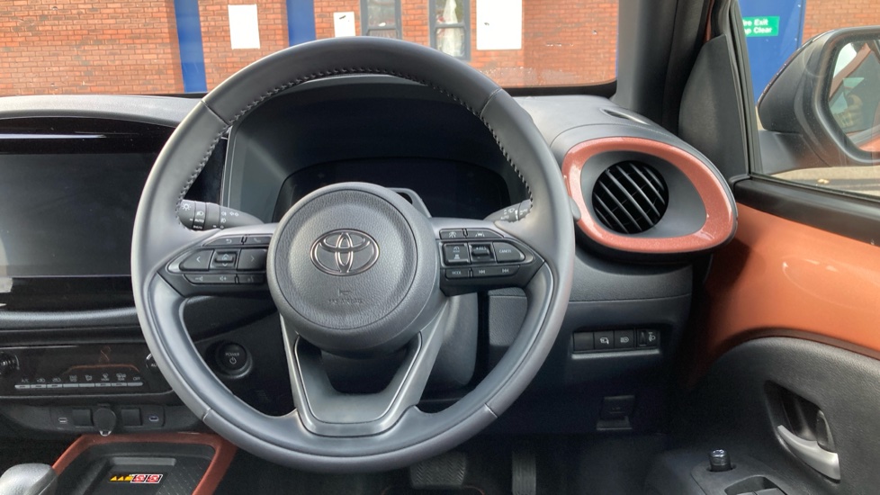 Toyota Aygo X 1.5 Hybrid Design 5dr CVT Hybrid Hatchback - Image 10