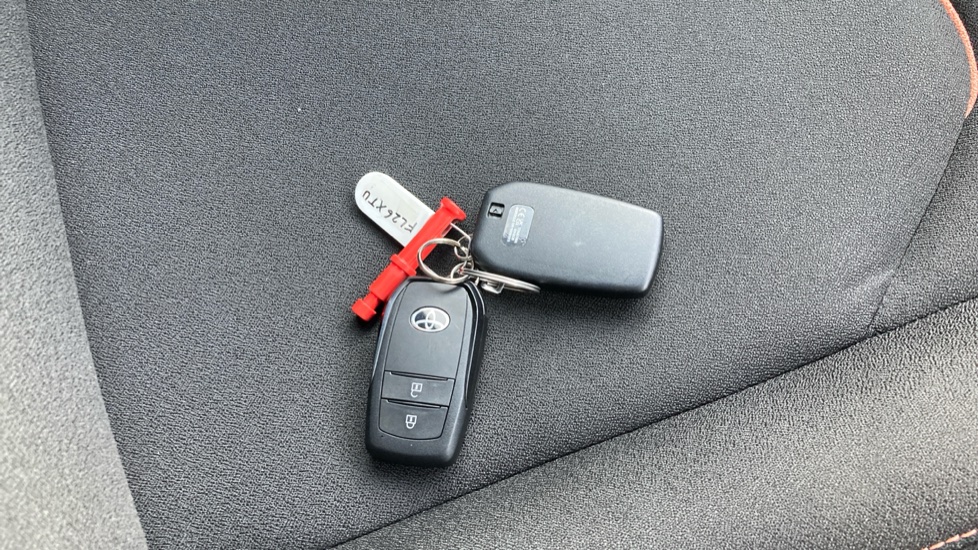Toyota Aygo X 1.5 Hybrid Design 5dr CVT Hybrid Hatchback - Image 28