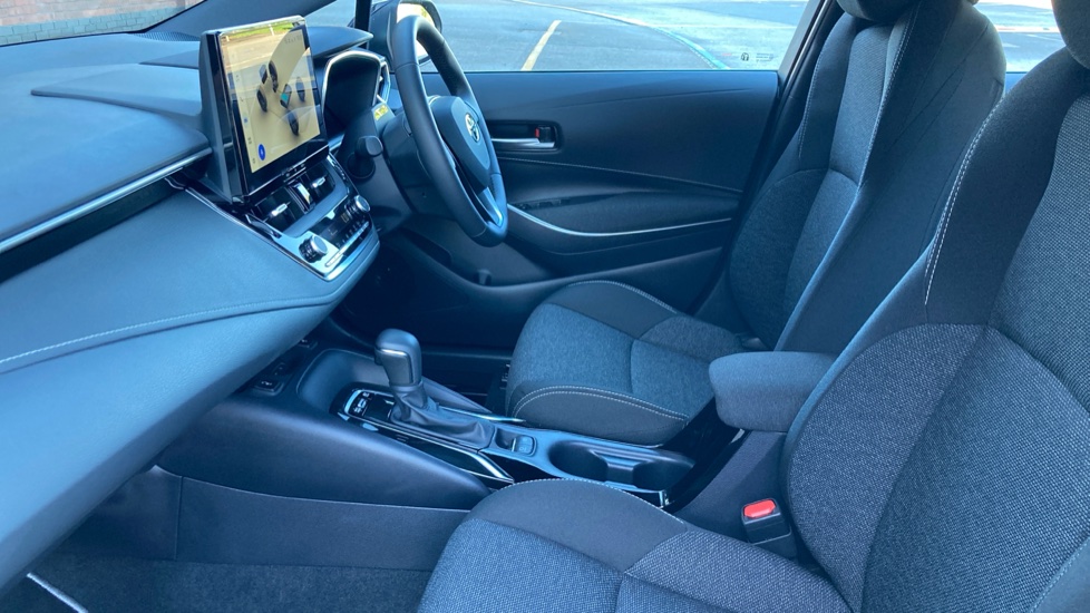 Toyota Corolla 1.8 Hybrid Icon 5dr CVT Hybrid Hatchback - Image 5