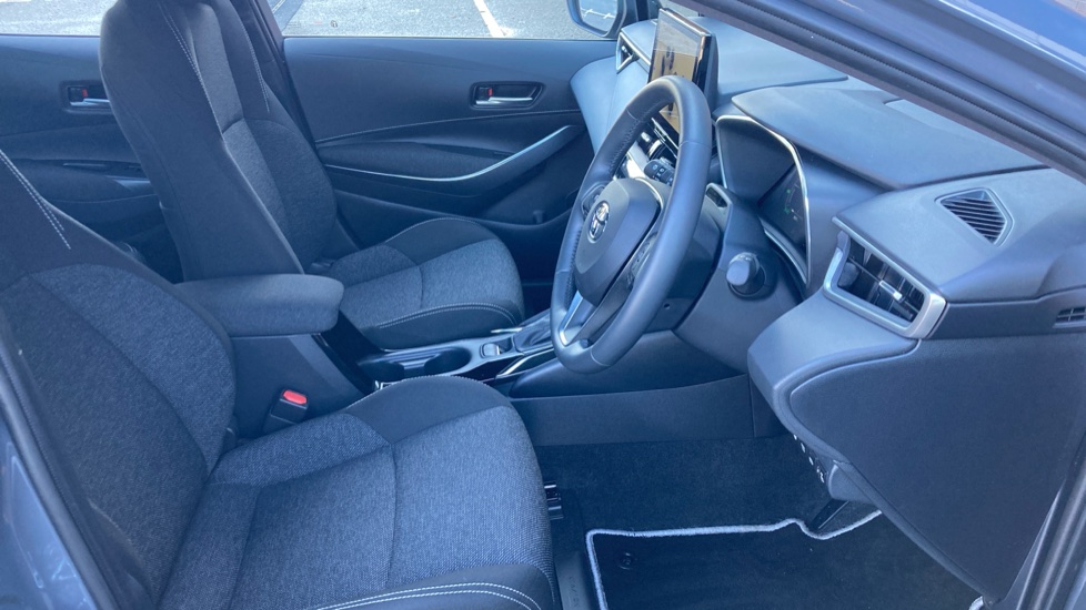Toyota Corolla 1.8 Hybrid Icon 5dr CVT Hybrid Hatchback - Image 12