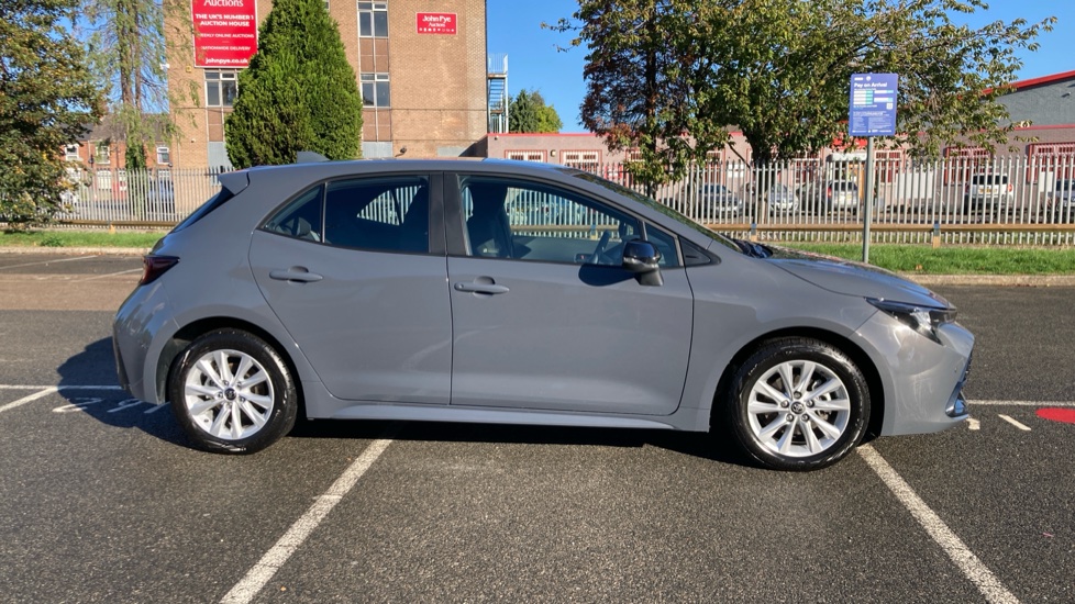 Toyota Corolla 1.8 Hybrid Icon 5dr CVT Hybrid Hatchback - Image 23