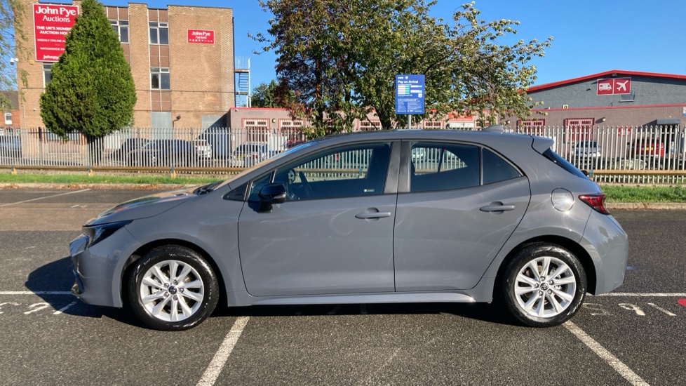 Toyota Corolla 1.8 Hybrid Icon 5dr CVT Hybrid Hatchback - Image 24