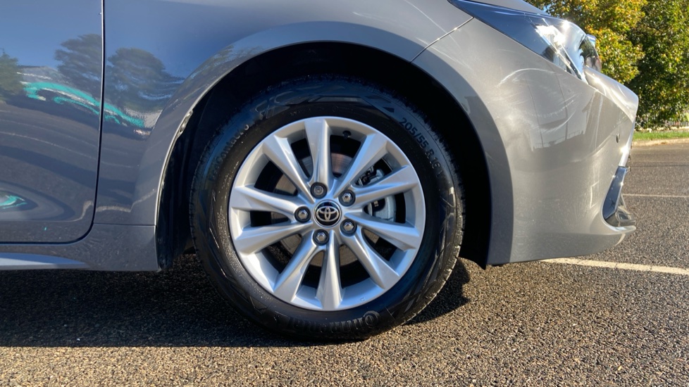 Toyota Corolla 1.8 Hybrid Icon 5dr CVT Hybrid Hatchback - Image 25