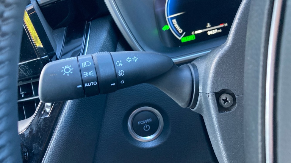 Toyota Corolla 1.8 Hybrid Icon 5dr CVT Hybrid Hatchback - Image 32