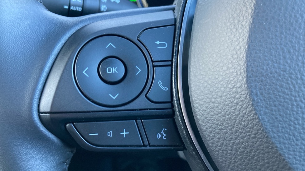 Toyota Corolla 1.8 Hybrid Icon 5dr CVT Hybrid Hatchback - Image 39