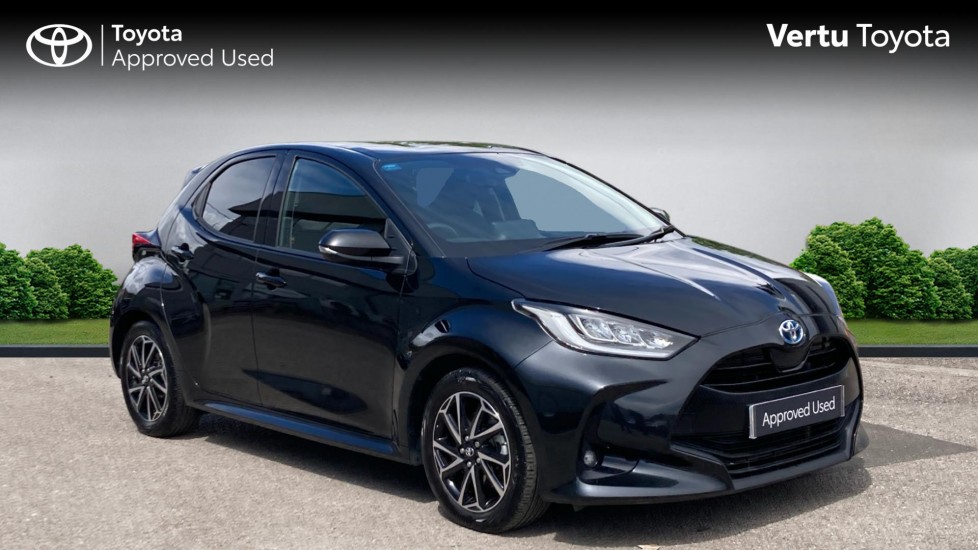 Toyota Yaris 1.5 Hybrid Design 5dr CVT Hybrid Hatchback - Image 1