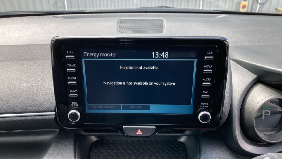 Toyota Yaris 1.5 Hybrid Design 5dr CVT Hybrid Hatchback - Image 9