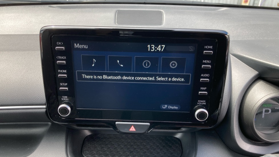 Toyota Yaris 1.5 Hybrid Design 5dr CVT Hybrid Hatchback - Image 44