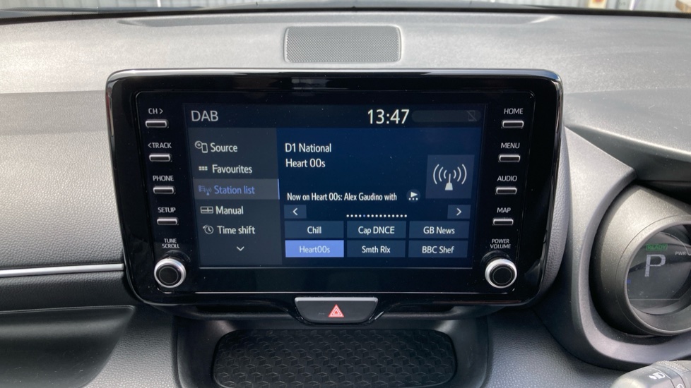 Toyota Yaris 1.5 Hybrid Design 5dr CVT Hybrid Hatchback - Image 47