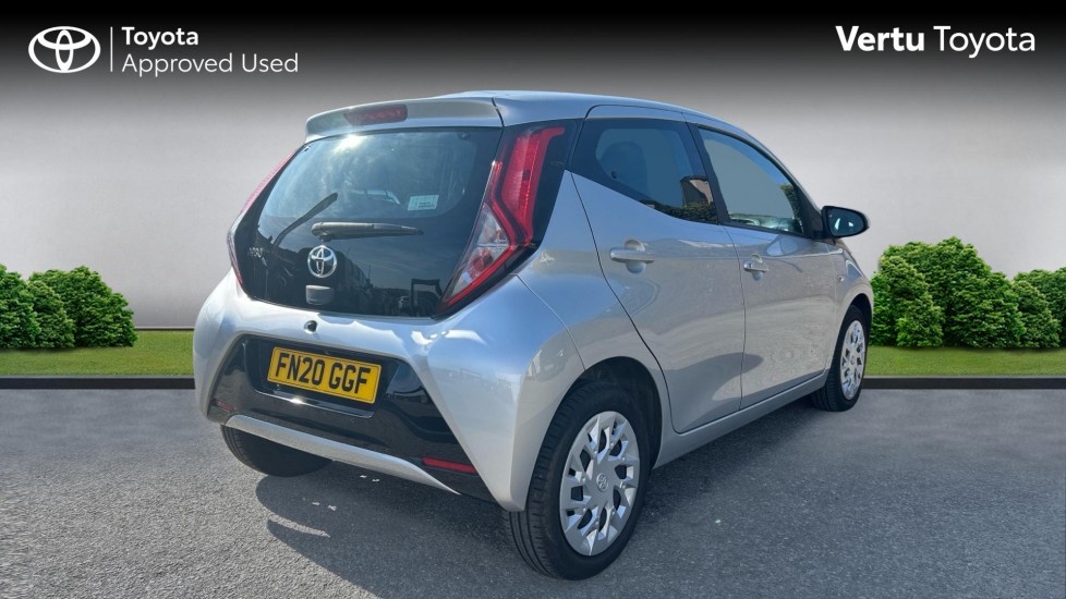 Toyota Aygo 1.0 VVT-i X-Play 5dr Petrol Hatchback - Image 2