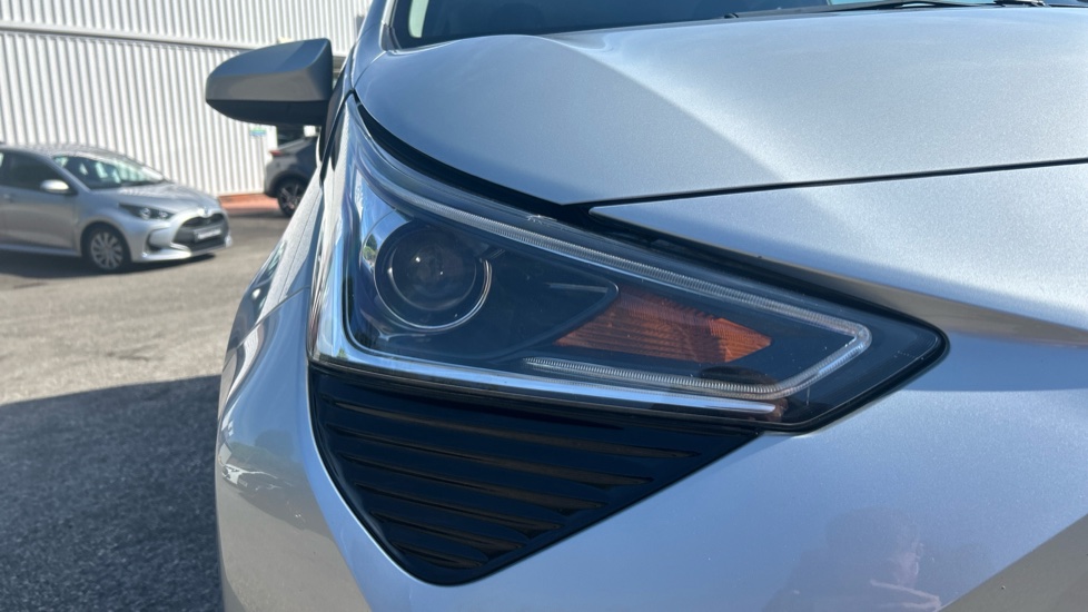 Toyota Aygo 1.0 VVT-i X-Play 5dr Petrol Hatchback - Image 20
