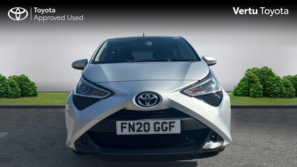 Toyota Aygo 1.0 VVT-i X-Play 5dr Petrol Hatchback - Image 22