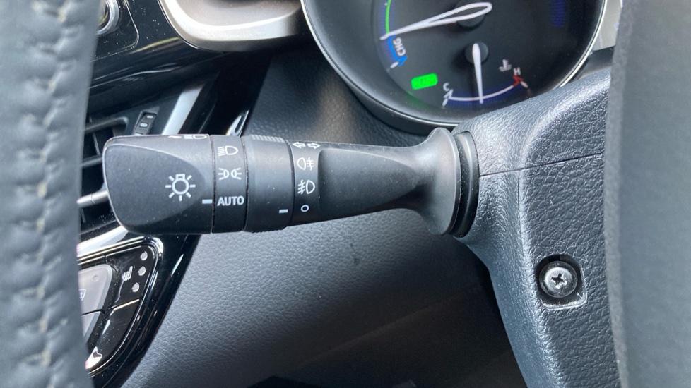 Toyota C-HR 1.8 Hybrid Excel 5dr CVT Hybrid Hatchback - Image 35