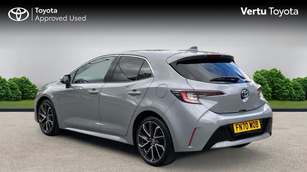 Toyota Corolla 1.8 VVT-i Hybrid Excel 5dr CVT Hybrid Hatchback - Image 4