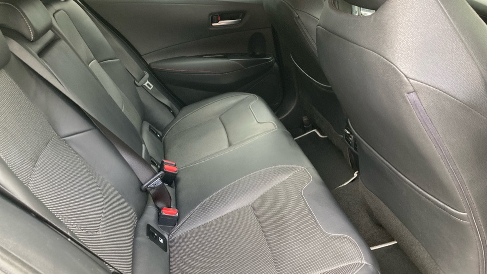 Toyota Corolla 1.8 VVT-i Hybrid Excel 5dr CVT Hybrid Hatchback - Image 8