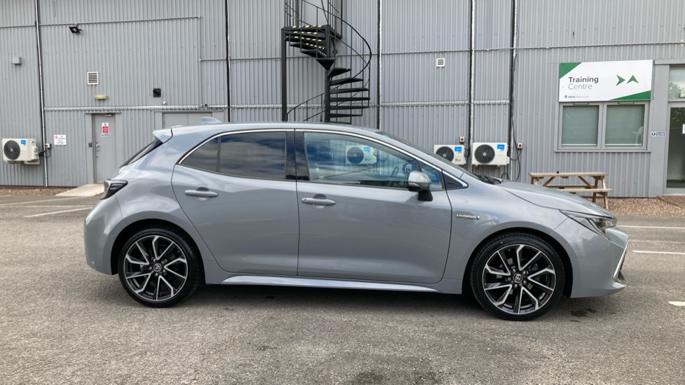 Toyota Corolla 1.8 VVT-i Hybrid Excel 5dr CVT Hybrid Hatchback - Image 23