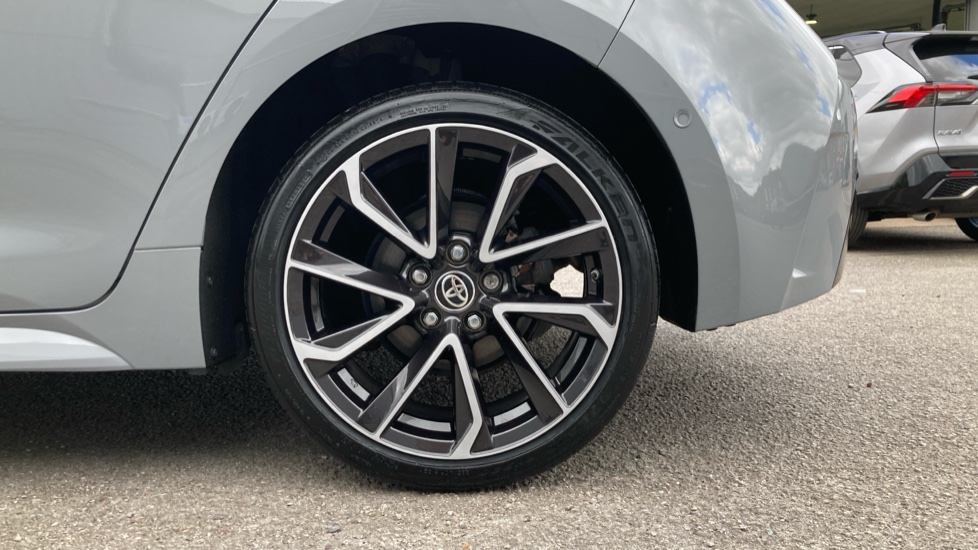 Toyota Corolla 1.8 VVT-i Hybrid Excel 5dr CVT Hybrid Hatchback - Image 25