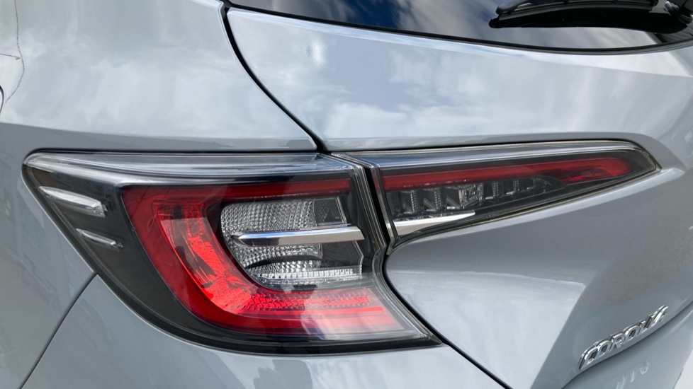 Toyota Corolla 1.8 VVT-i Hybrid Excel 5dr CVT Hybrid Hatchback - Image 42